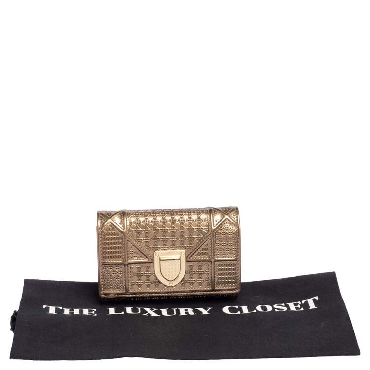 Pre Owned Dior Metallic Gold Micro Cannage Leather Diorama Trifold Wallet