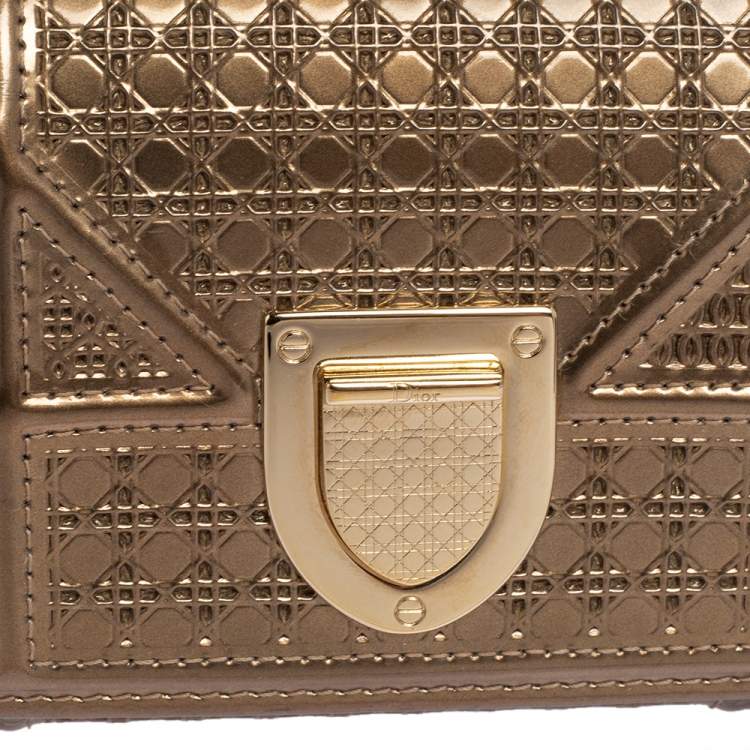 Pre Owned Dior Metallic Gold Micro Cannage Leather Diorama Trifold Wallet