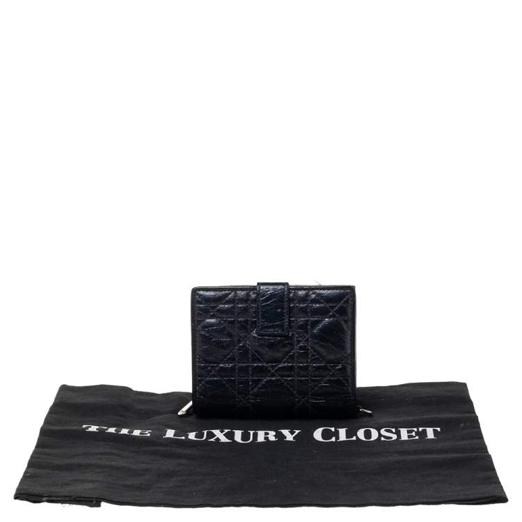 Pre Owned Dior Metallic Midnight Blue Cannage Quilted Leather Compact French Wallet