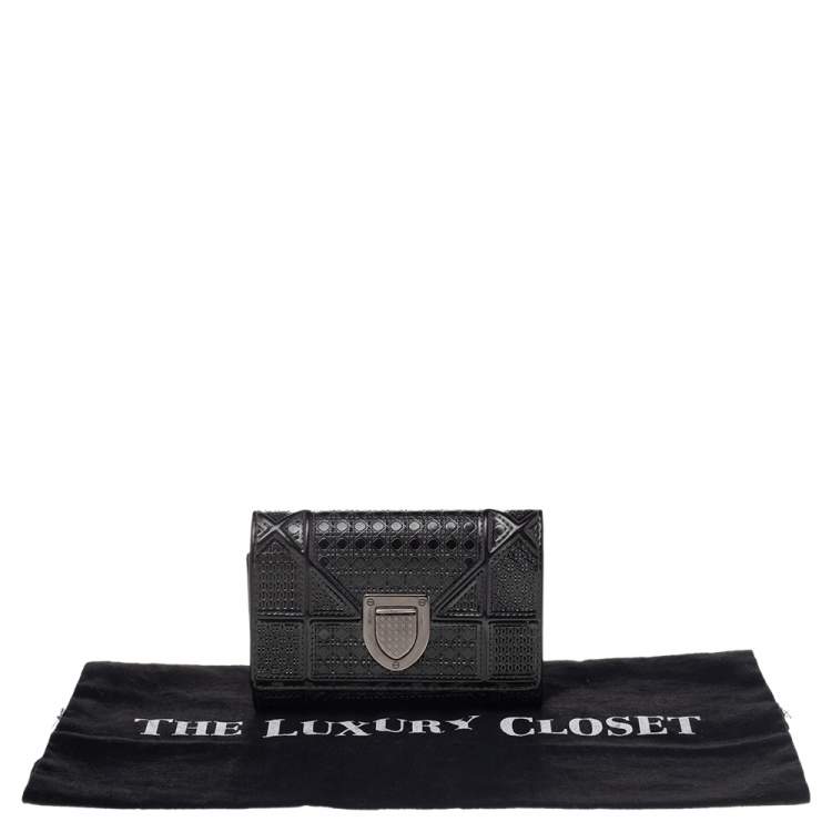 Pre Owned Dior Metallic Grey Micro Cannage Patent Leather Diorama Trifold Wallet