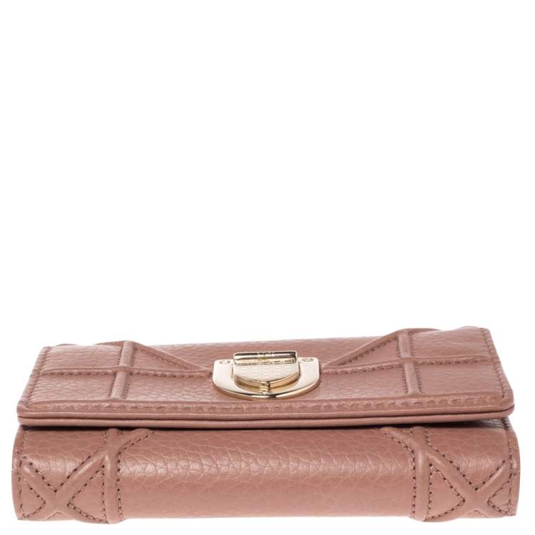 Pre Owned Dior Old Rose Leather Diorama Trifold Wallet