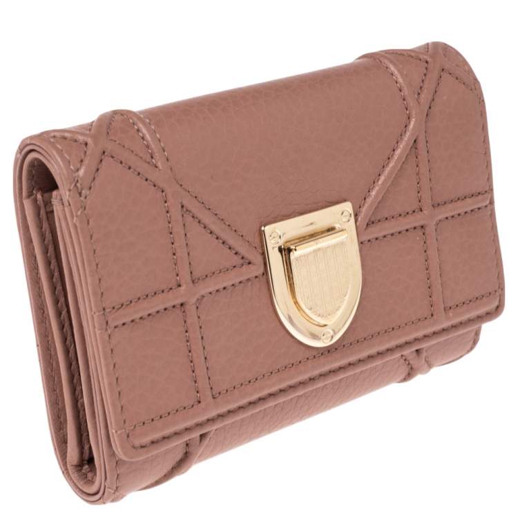 Pre Owned Dior Old Rose Leather Diorama Trifold Wallet