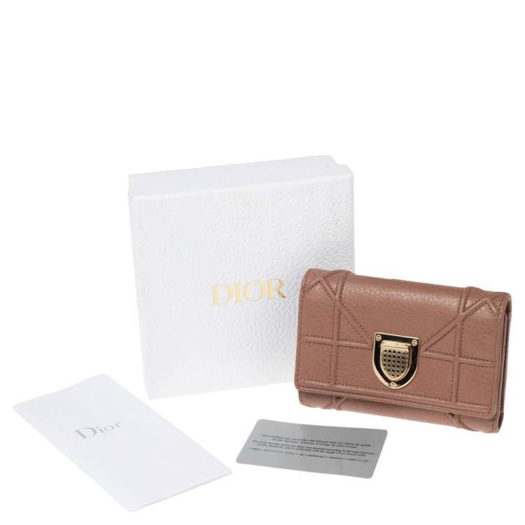 Pre Owned Dior Old Rose Leather Diorama Trifold Wallet