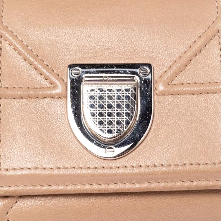 Pre Owned Dior Beige Leather Diorama Trifold Wallet