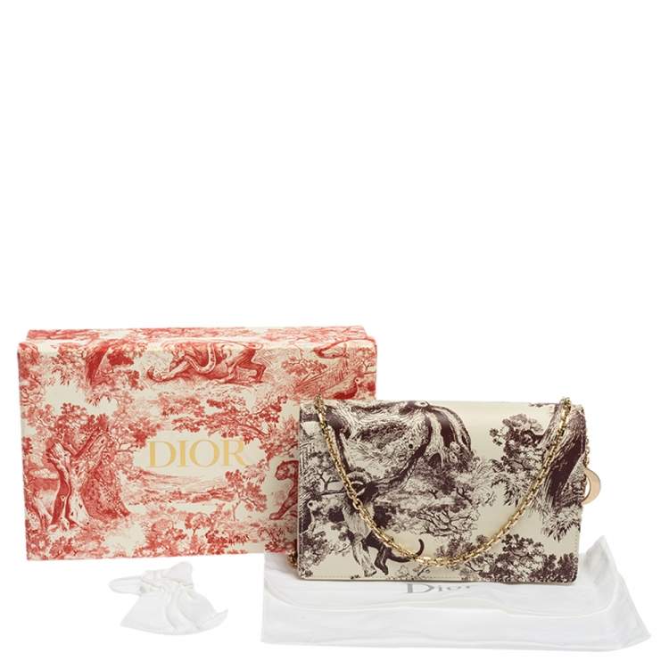 مملوكة مسبقًا Dior White Printed Leather Lady Dior Toile de Jouy Wallet on Chain