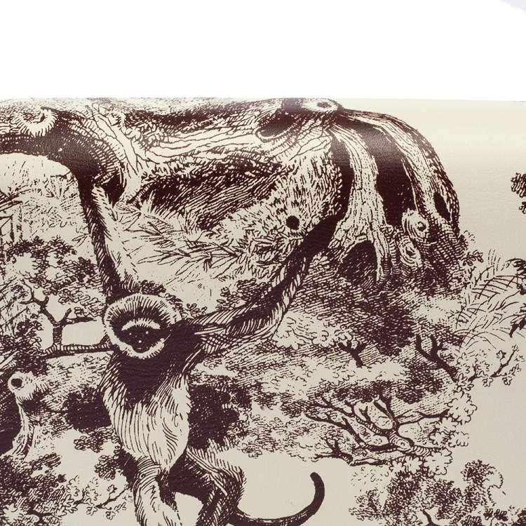 مملوكة مسبقًا Dior White Printed Leather Lady Dior Toile de Jouy Wallet on Chain