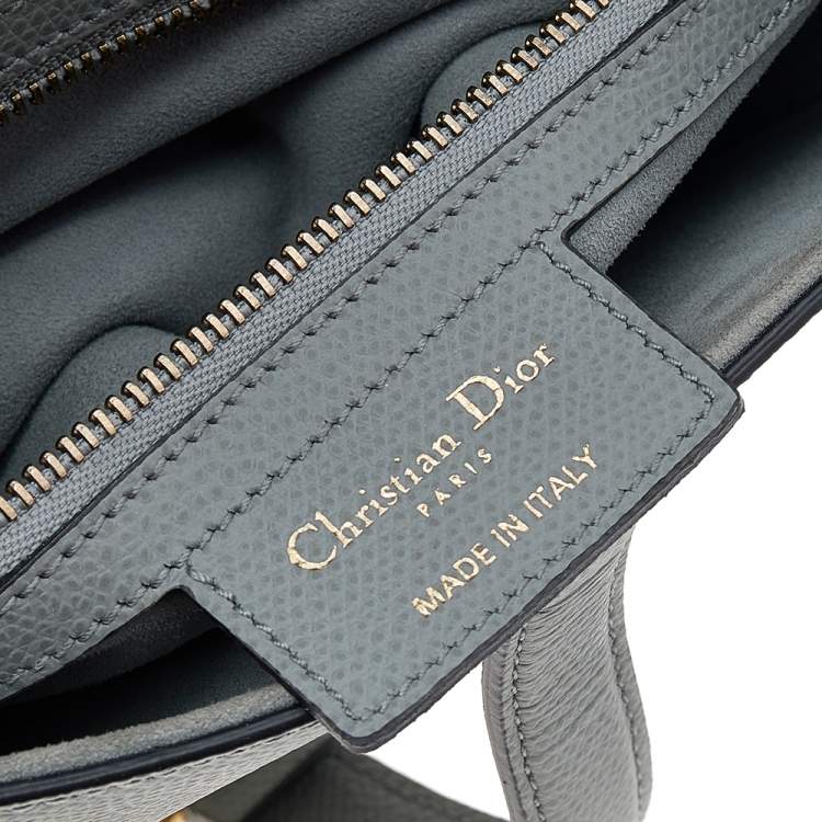 مملوكة مسبقًا Dior Grey Leather Saddle Shoulder Bag