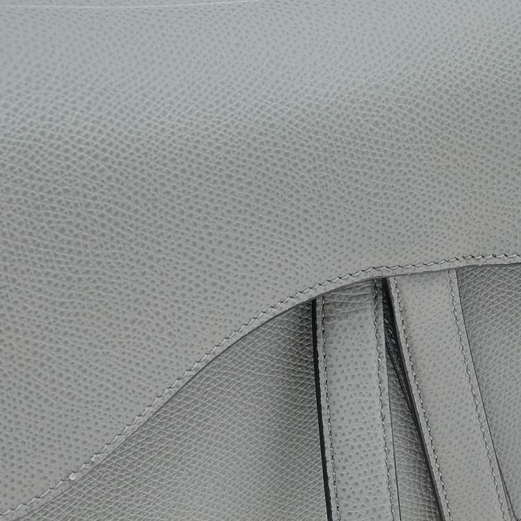 مملوكة مسبقًا Dior Grey Leather Saddle Shoulder Bag
