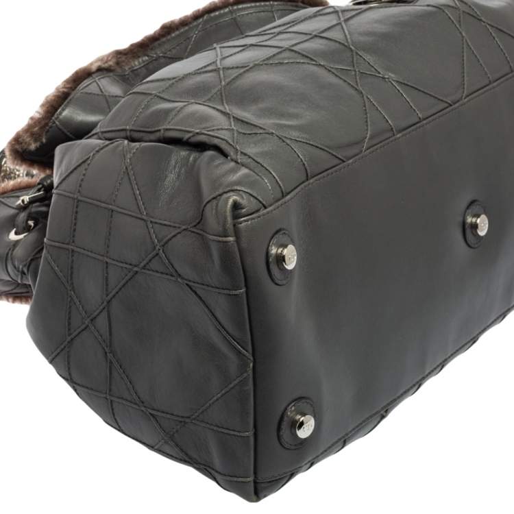 Pre Owned Dior Grey Cannage Leather and Fur Le Trente Hobo