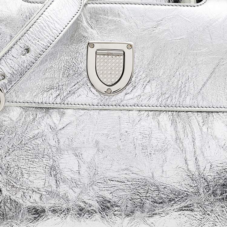 Pre Owned Dior Metallic Silver Leather Medium Diorever Bag