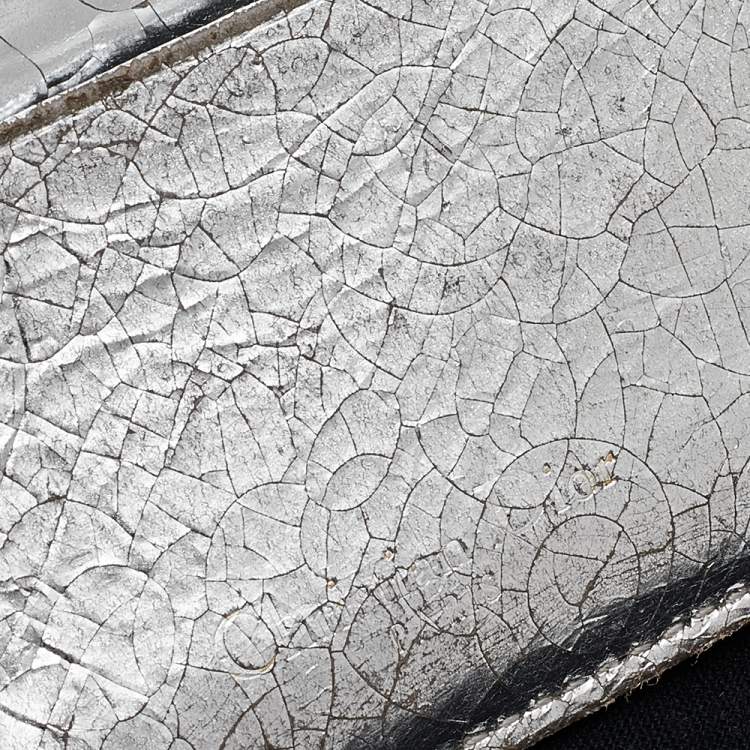 Pre Owned Dior Metallic Silver Leather Diorama Card Holder