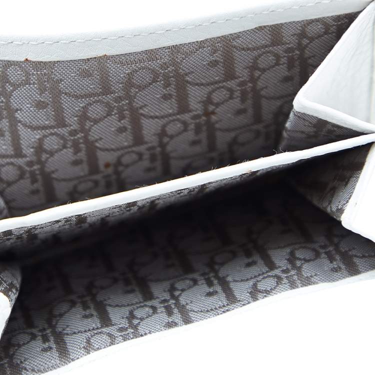 Pre Owned Dior White Cannage Leather French Wallet