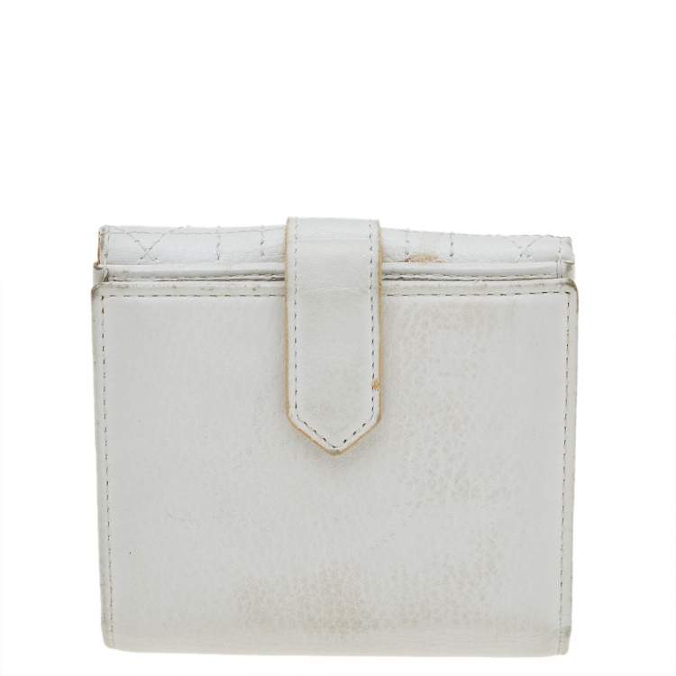 Pre Owned Dior White Cannage Leather French Wallet