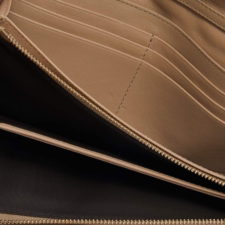 مملوكة مسبقًا Dior Beige Cannage Patent Leather Lady Dior Wallet on Chain