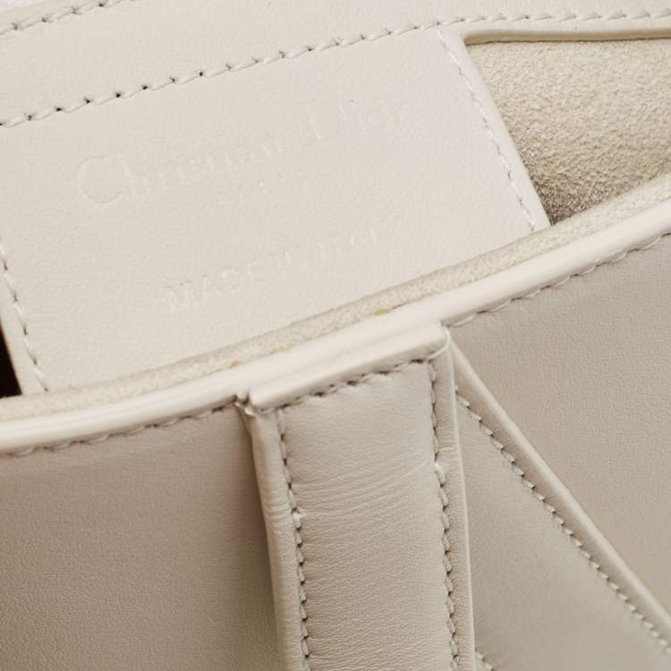 Pre Owned Dior Off White Leather Ultra-Matte Saddle Shoulder Bag