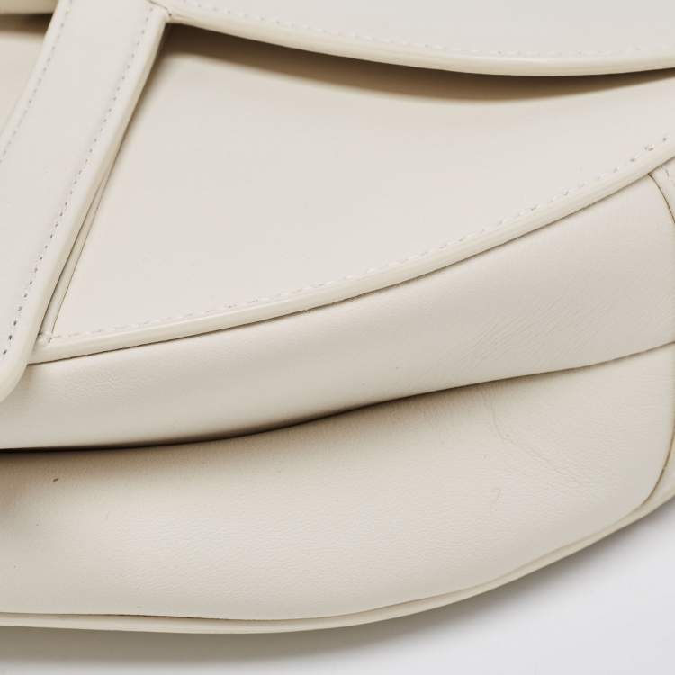 Pre Owned Dior Off White Leather Ultra-Matte Saddle Shoulder Bag