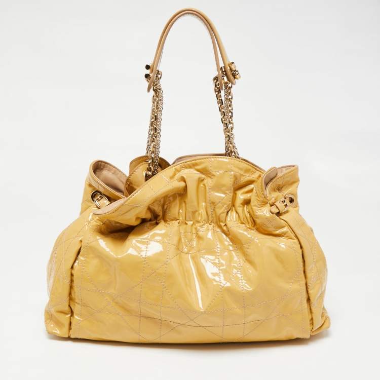 Pre Owned Dior Beige Patent Leather Le Trente Hobo