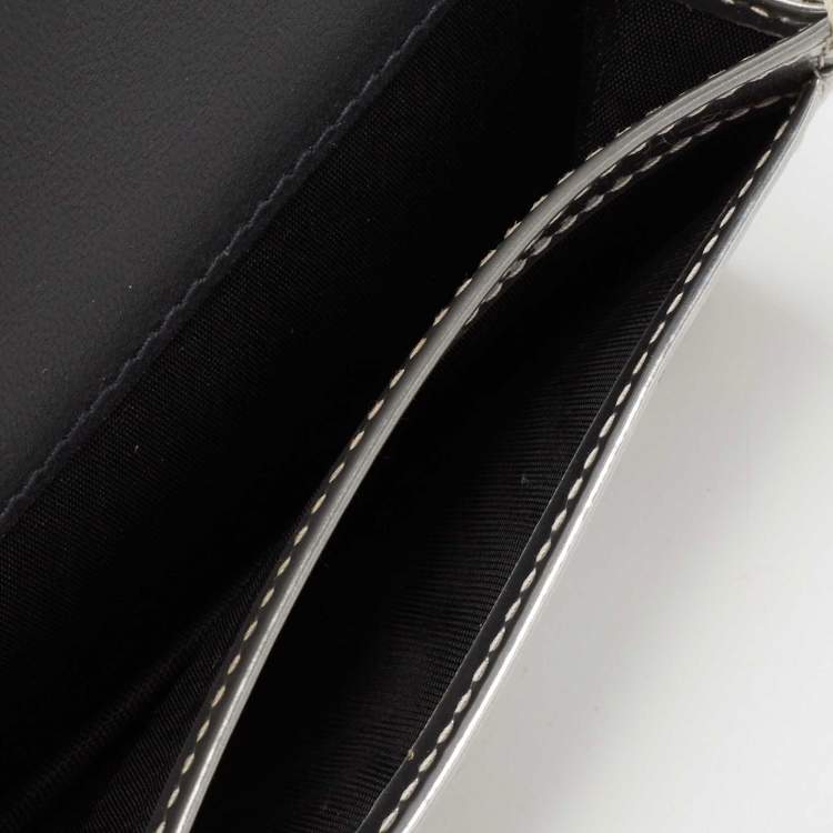 مملوكة مسبقًا Dior Silver Micro Cannage Patent Leather Mini Lady Dior Card Case