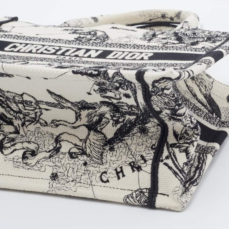 Pre Owned Dior White/Black Canvas Zodiac Embroidery Hercules Small Book Tote
