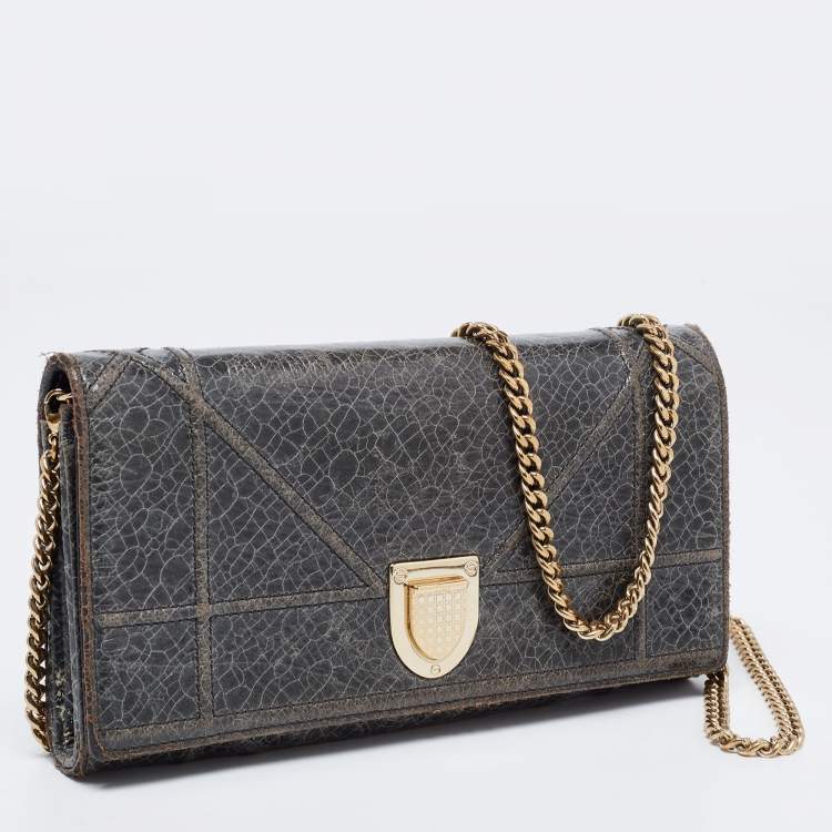 Pre Owned Dior Green Crackle Leather Diorama Wallet On Chain