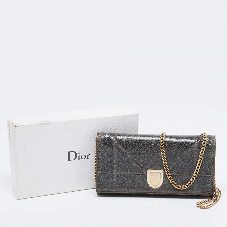Pre Owned Dior Green Crackle Leather Diorama Wallet On Chain