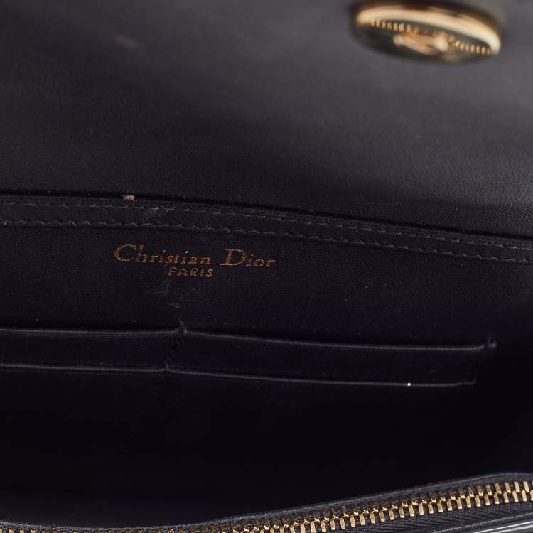 Pre Owned Dior Silver Micro Cannage Leather Diorama Wallet On Chain