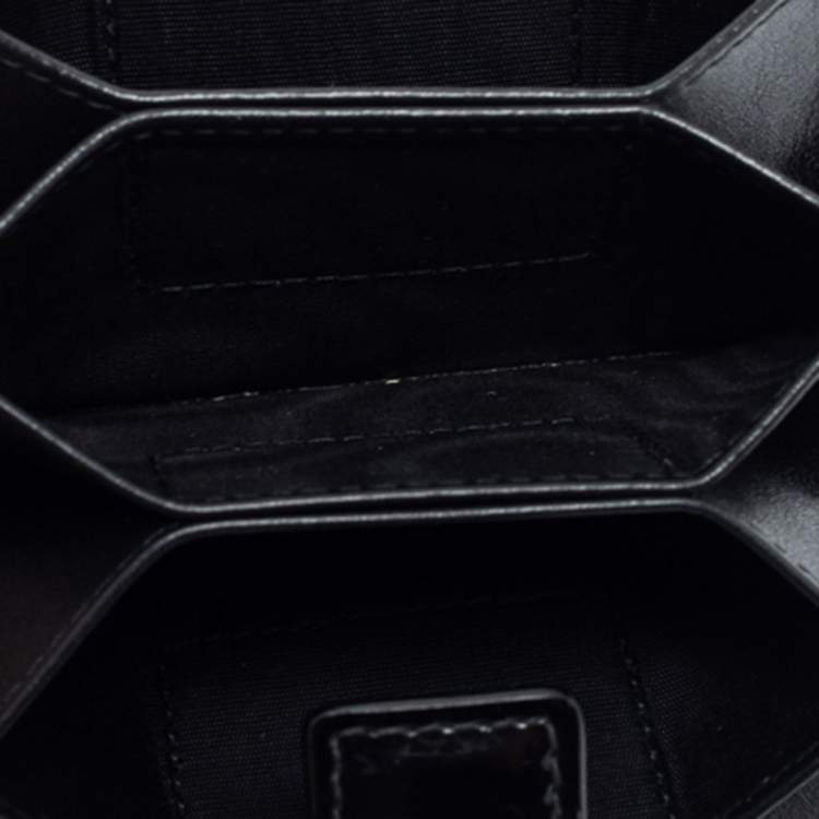 مملوكة مسبقًا Dior Black Cannage Patent Leather Lady Dior 5 Gusset Card Holder