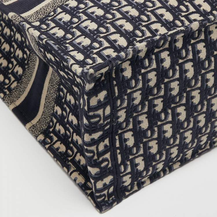 Pre Owned Dior Navy Blue Oblique Embroidery Canvas Book Tote
