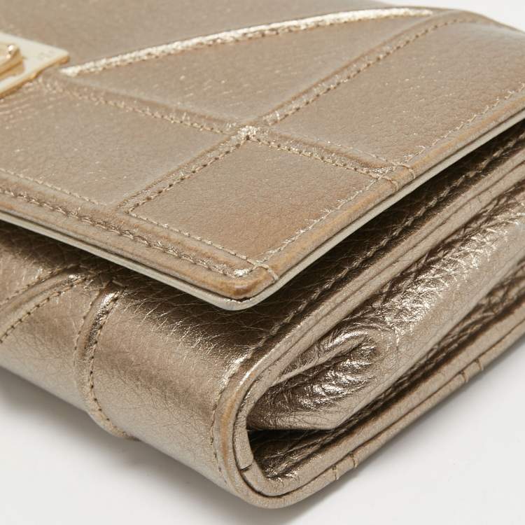 Pre Owned Dior Metallic Gold Leather Diorama Wallet on Chain