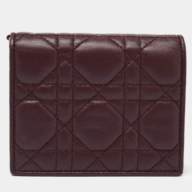 مملوكة مسبقًا Dior Burgundy Cannage Leather Lady Dior Flap Card Case