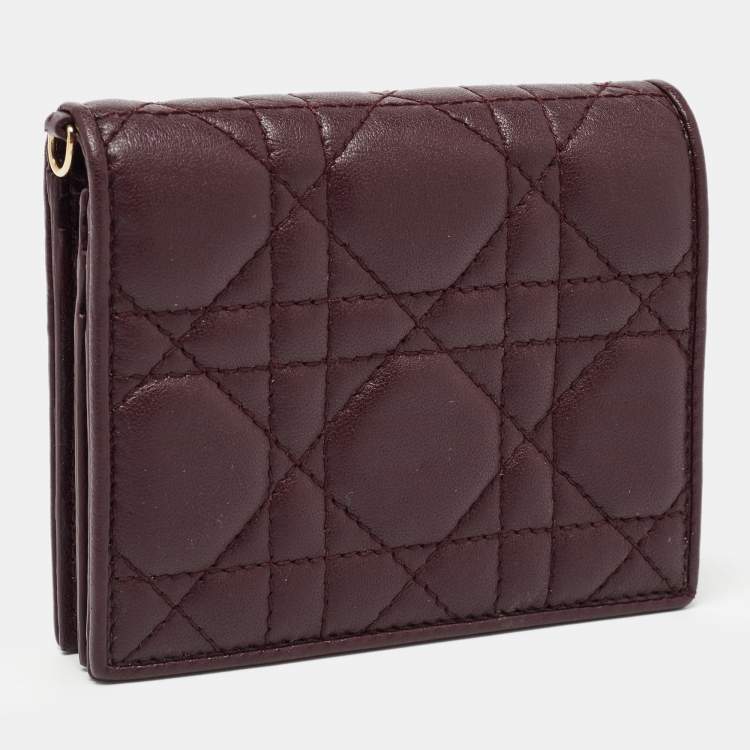 مملوكة مسبقًا Dior Burgundy Cannage Leather Lady Dior Flap Card Case