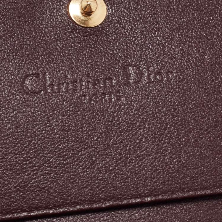 مملوكة مسبقًا Dior Burgundy Cannage Leather Lady Dior Flap Card Case