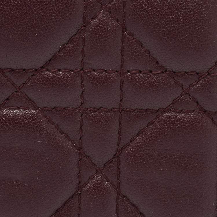 مملوكة مسبقًا Dior Burgundy Cannage Leather Lady Dior Flap Card Case