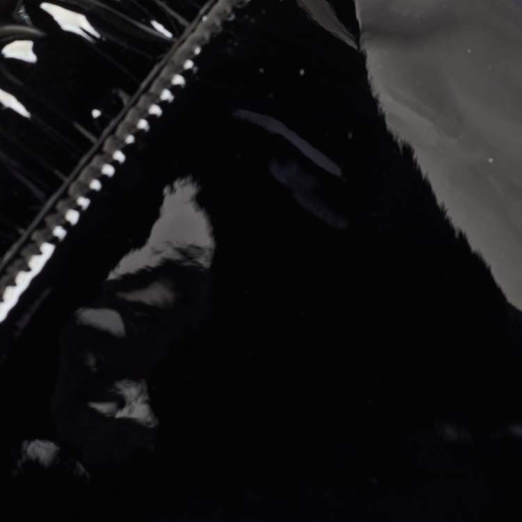 Pre Owned Dior Black Patent Leather 30 Montaigne Chain Clutch