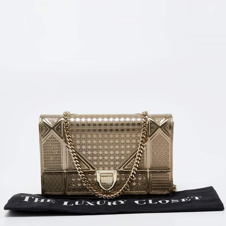 Pre Owned Dior Metallic Beige Micro Cannage Patent Leather Diorama Wallet On Chain