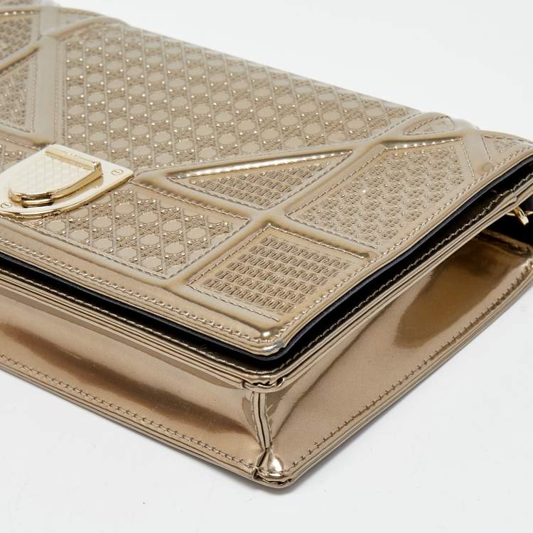 Pre Owned Dior Metallic Beige Micro Cannage Patent Leather Diorama Wallet On Chain