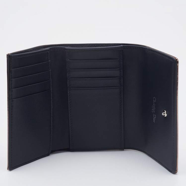 Pre Owned Dior Metallic Micro Cannage Patent Leather Diorama Trifold Wallet