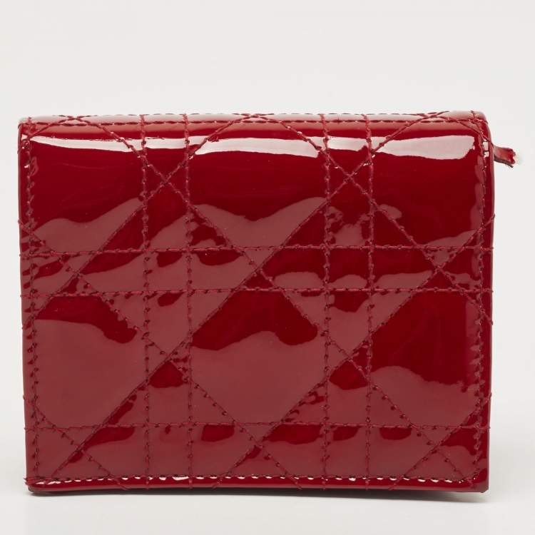 Pre Owned Dior Red Cannage Patent Leather Lady Dior Flap Card Case