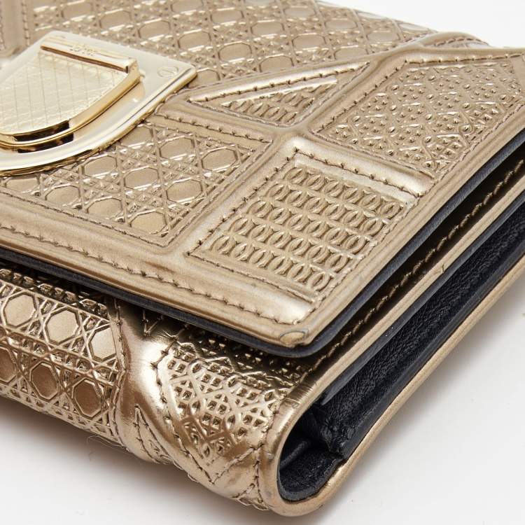 Pre Owned Dior Gold Micro Cannage Patent Leather Diorama Trifold Wallet
