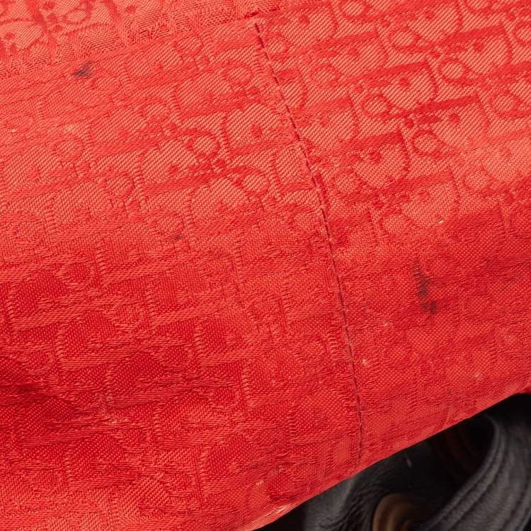 Pre Owned Dior Black Cannage Leather Drawstring Hobo