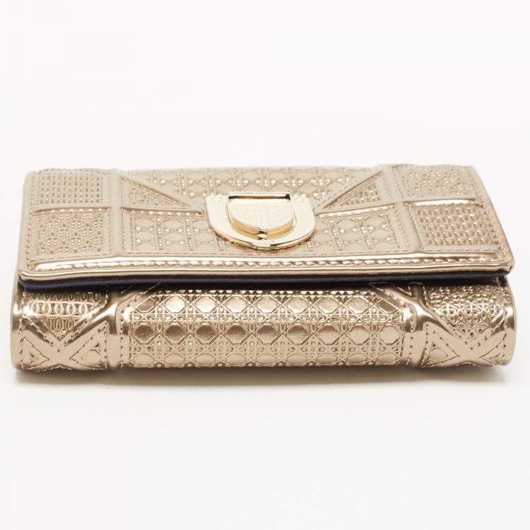 Pre Owned Dior Gold Patent Leather Diorama Trifold Compact Wallet