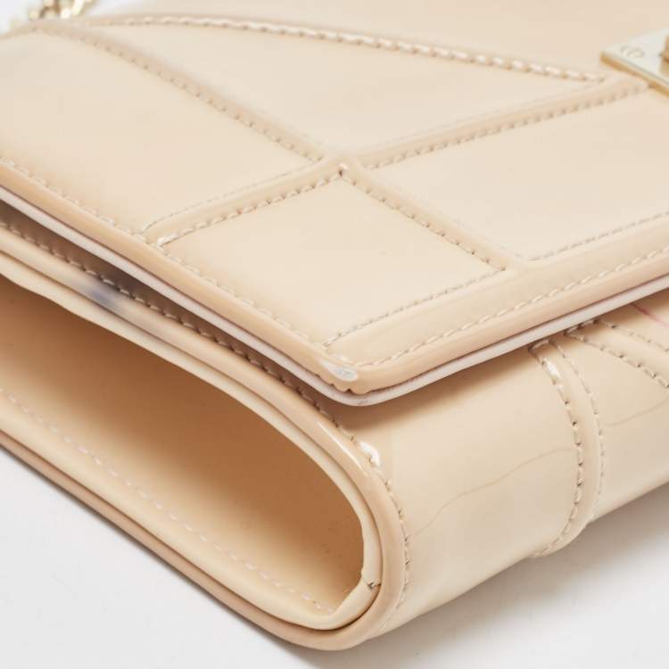 Pre Owned Dior Beige Patent Leather Diorama Wallet On Chain