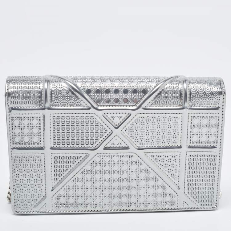 Pre Owned Dior SIlver Micro Cannage Patent Leather Diorama Wallet On Chain