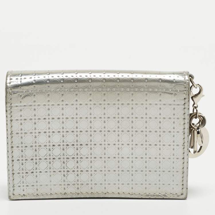 Pre Owned Dior Silver Micro Cannage Patent Leather Lady Dior Card Case