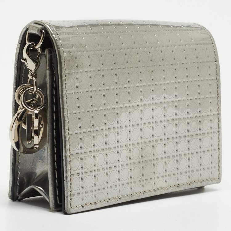 Pre Owned Dior Silver Micro Cannage Patent Leather Lady Dior Card Case