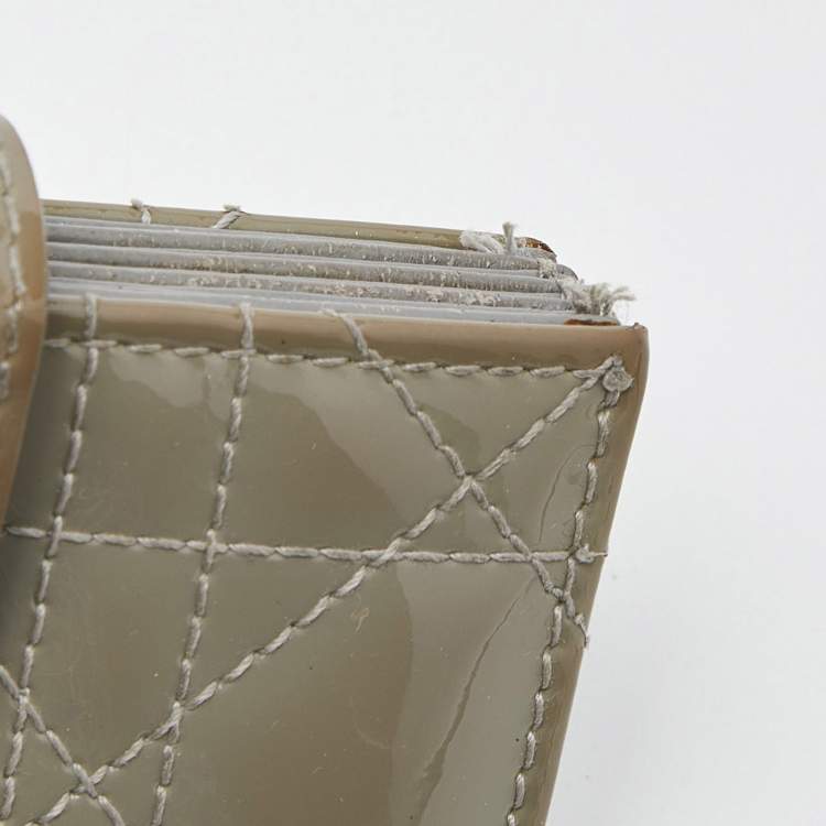 Pre Owned Dior Grey Cannage Patent Leather Lady Dior 5 Gusset Card Holder