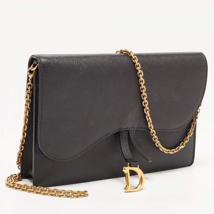 مملوكة مسبقًا Dior Black Grained Leather Saddle Chain Pouch