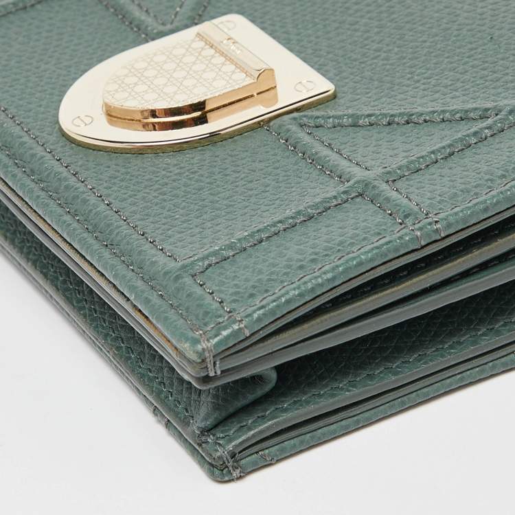 Pre Owned Dior Green Leather Diorama Trifold Wallet