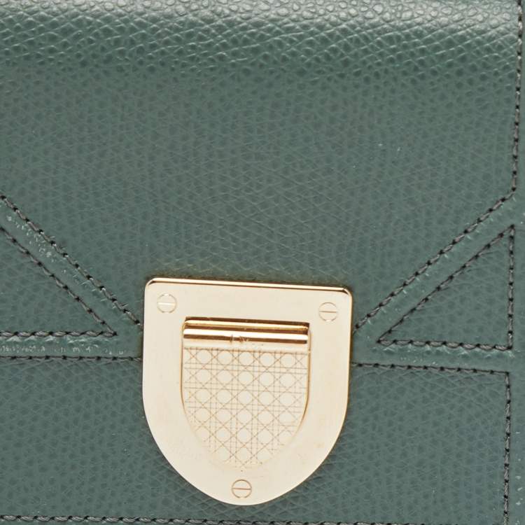 Pre Owned Dior Green Leather Diorama Trifold Wallet