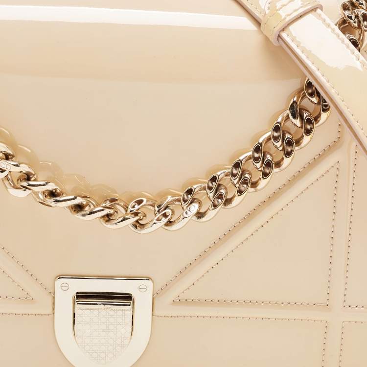 Pre Owned Dior Beige Patent Leather Medium Diorama Shoulder Bag